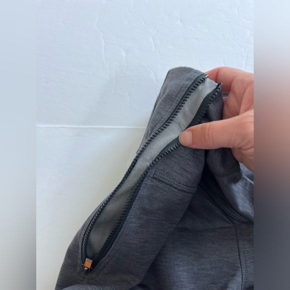 Lucy Gray Sweatpants Size Small - Picture 4 of 8